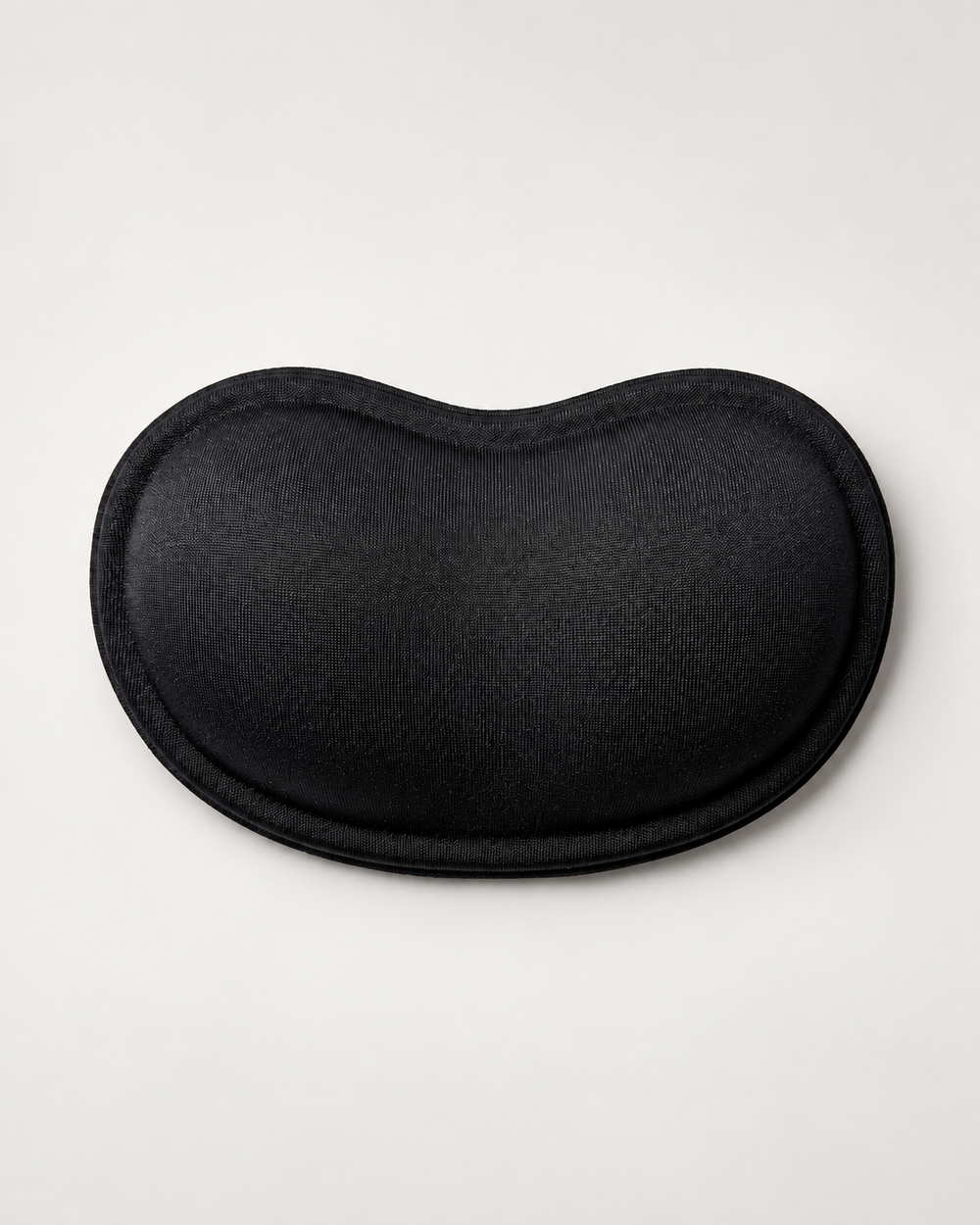 GoLite Mouse Bilek Desteği - Siyah, düz zeminli ürün fotoğrafı